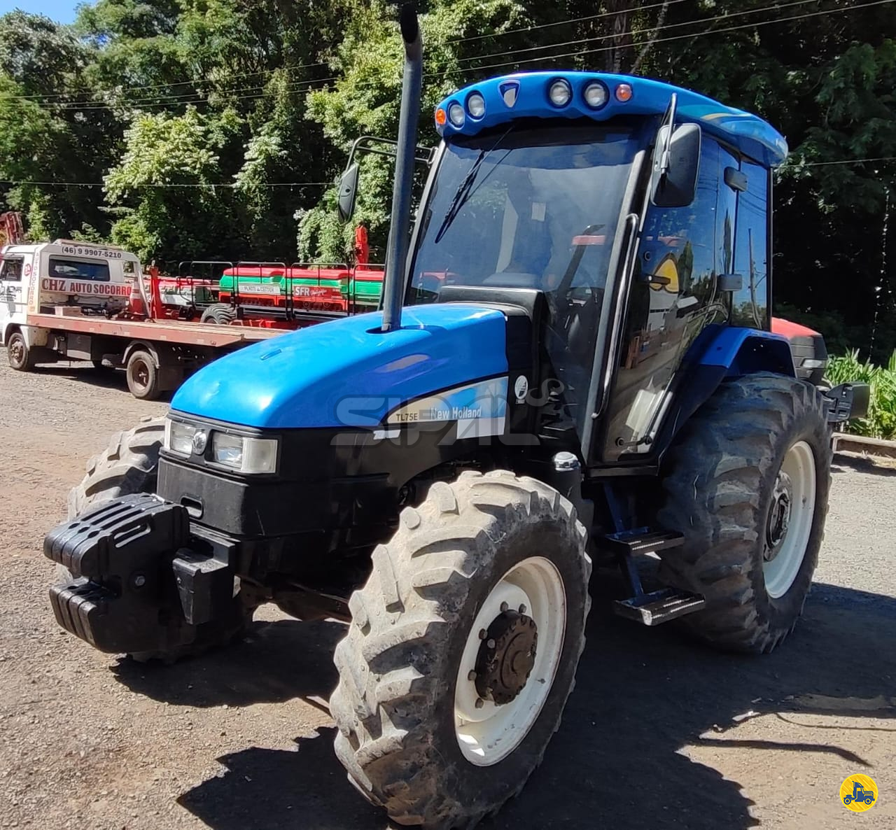 TRATOR NEW HOLLAND NEW TL 75 SIPAL Implementos - NOMA SAO JOSE DOS PINHAIS PARANÁ PR